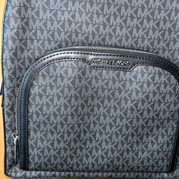 Michael Kors Jaycee Large Women MK Logo Zip Pocket Travel Backpack Purse Black main image 12